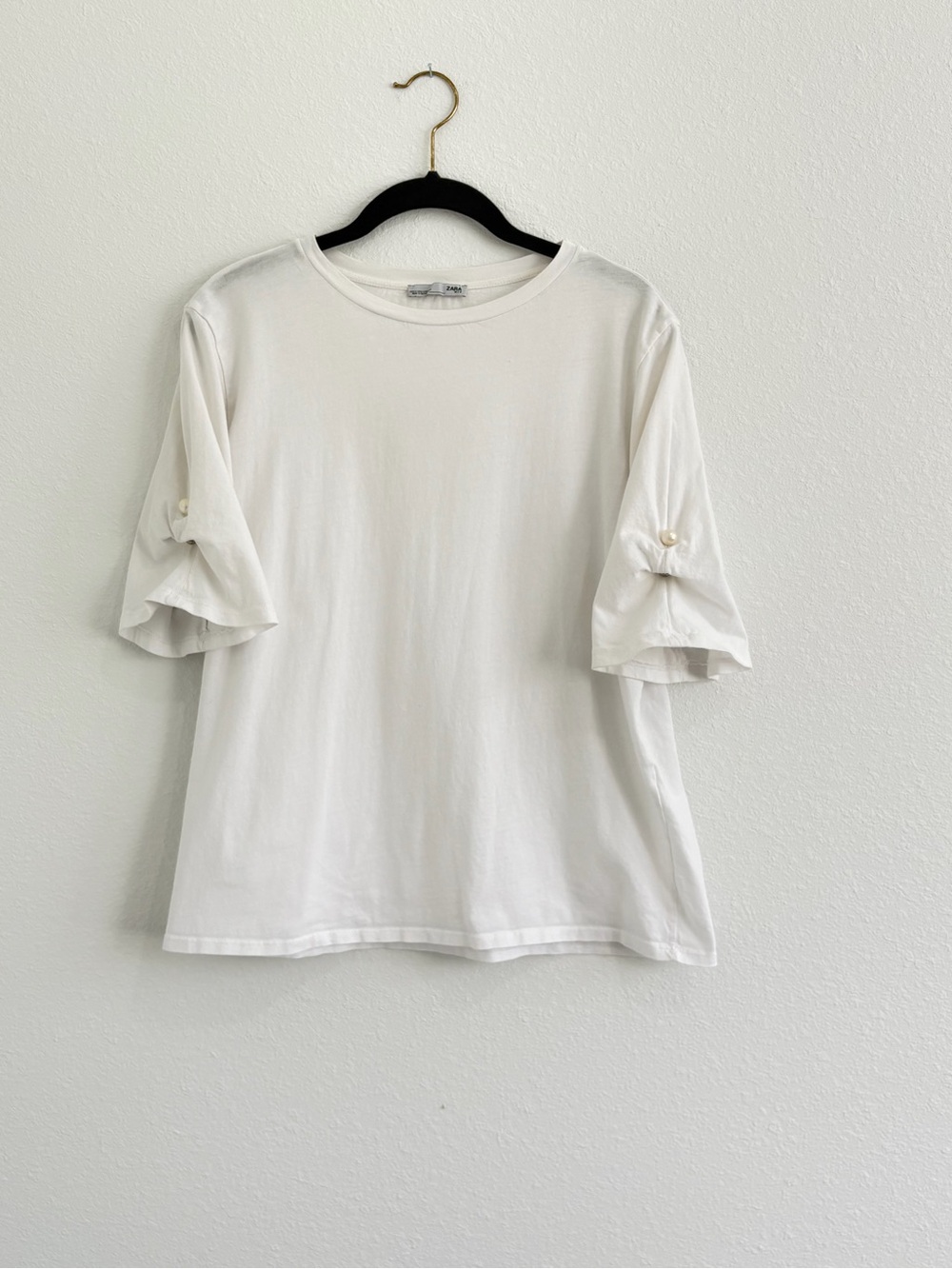 Zara White Short Sleeve Tee with Pearl Sleeve Tabs
